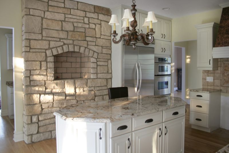Kitchen Cabinets Refacing in Kokomo, IN