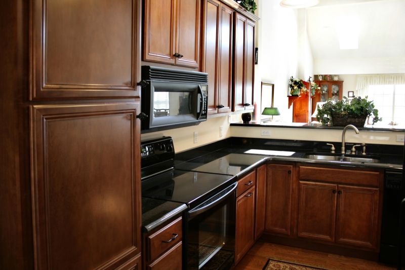 Kitchen Cabinets Refacing in Terre Haute, IN